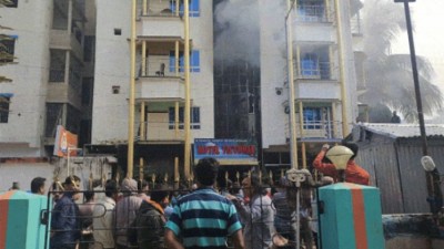 दर्दनाक: मुंबई के रॉयल पार्क इलाके की इस बिल्डिंग में लगी आग, 7 लोगों की गई जान