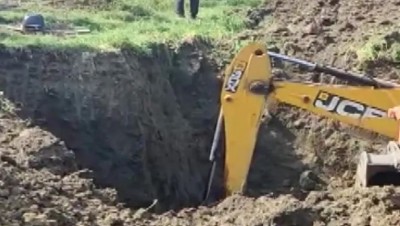 Child fell into borewell, Rescue operation lasted for 6 hours