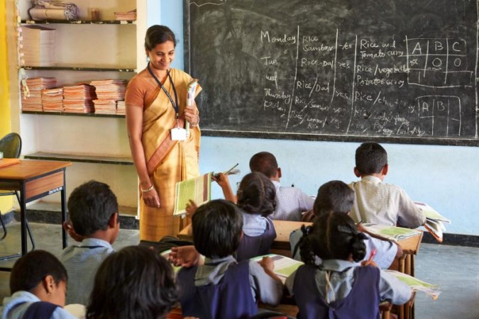 सरकारी स्कूलों में विद्यार्थियों की संख्या के मुताबिक होंगे शिक्षक
