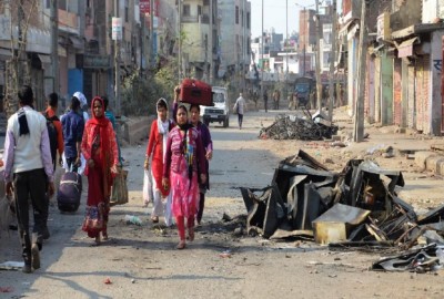 More than a hundred people left their homes in fear of violence in Delhi