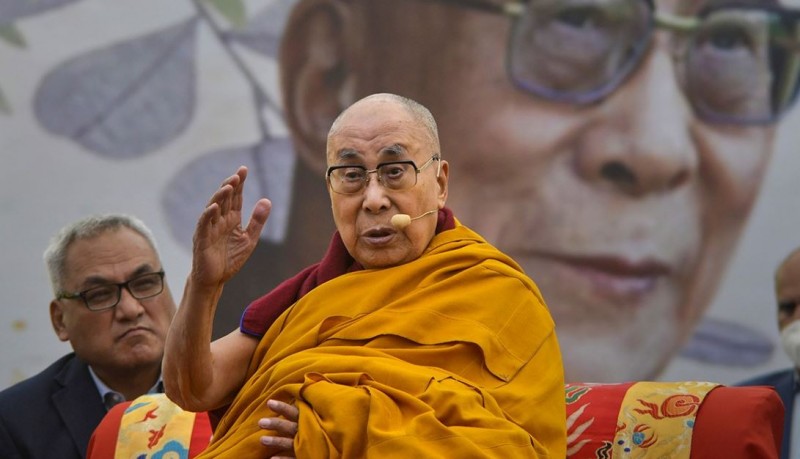 'चीन ने कई बौद्ध विहार नष्ट कर दिए', दलाई लामा ने बोला हमला