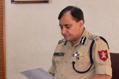 DGP ओपी सिंह ने एसएसपी नोएडा वैभव कृष्ण पर साधा निशाना, कहा-वायरल वीडियो की जांच...