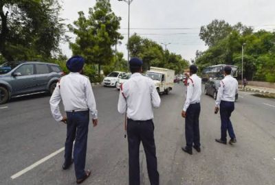 यातायात अफसर को वहां चालक ने हड़काया, कहा- ‘तू मुझे जानता नहीं'...