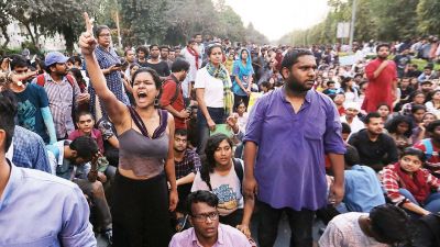 JNU students beat up the security guard and locked information center