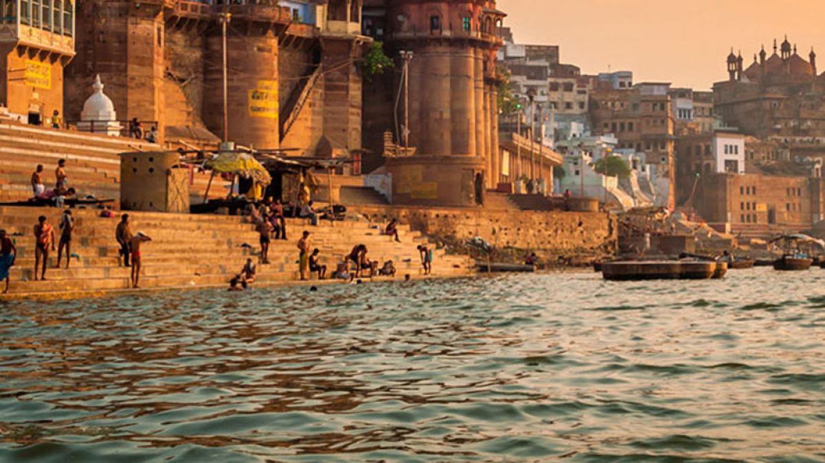 Varanasi: Those who are polluting Ganga river will be fined with monetary penalty, up to 25000