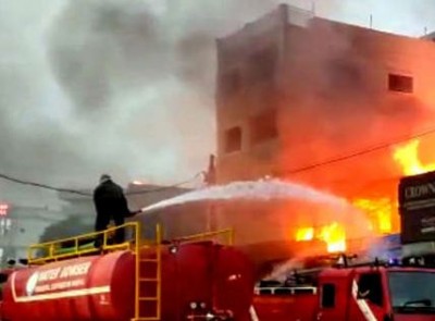 भोपाल के भारत टॉकीज इलाके मे लकड़ी के गोदाम में लगी आग, 18 लाख का माल हुआ राख
