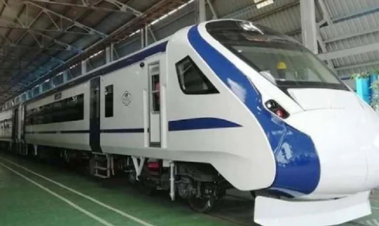 देश को जल्द मिलने वाली है एक और वंदे भारत ट्रेन, इस दिन पीएम मोदी दिखाएंगे हरी झंडी