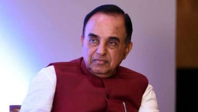 Subramanian Swamy demands to close JNU for 2 years