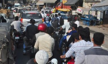 Kannauj bus accident: Owner of the bus escaping from the police, will soon be in police custody