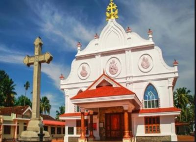 केरल में लड़कियों के साथ लव जिहाद का मुद्दा जारी, कैथोलिक चर्च ने दी चेतावनी