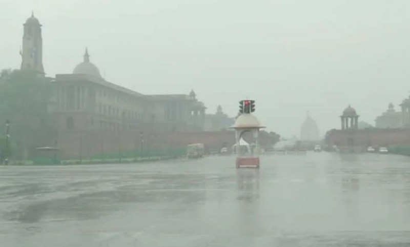 Weather Update: Rain in Delhi-NCR adds to woes, temp drops with chilly winds