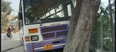 Driver wisely averts major accident after city bus breaks failed