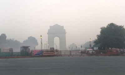 दिल्लीवासियों को कोहरे से मिली राहत, तापमान 4 डिग्री तक जाने का अनुमान