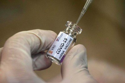 One more health worker dies after corona vaccination, 4 people already lost lives