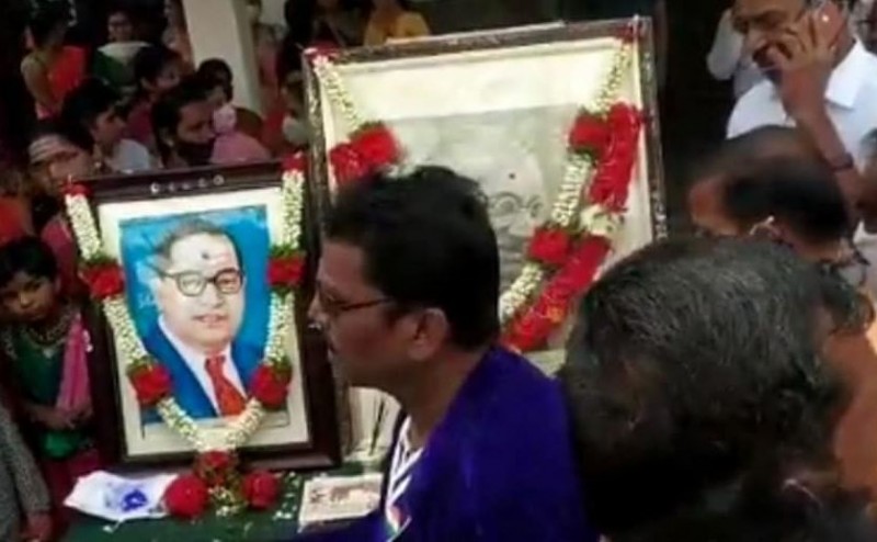 At the time of flag hoisting, the judge removed Ambedkar's photo, people took to the streets