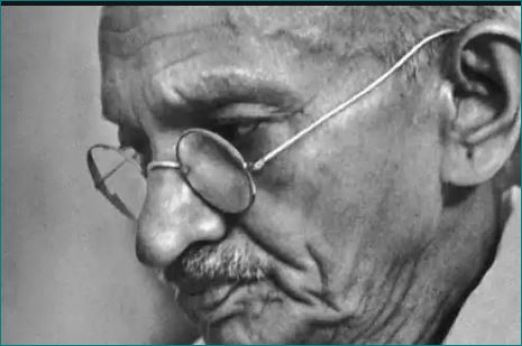 Remembering Gandhiji on his Death Anniversary: Inspirational quotes of Bapu
