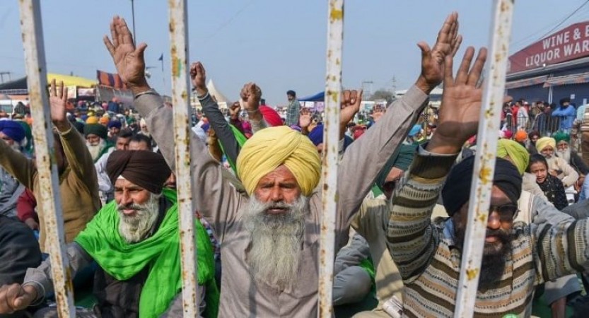 Farmer Movement: Delhi Police vacates Buradi Ground, 15 farmers in custody