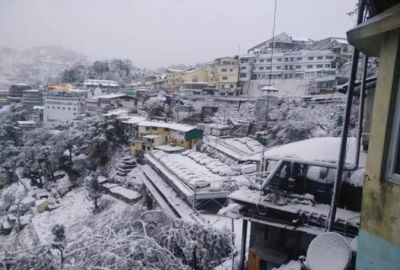 Mussoorie-Dhanaulti caught in snow, gives feeling of beauty
