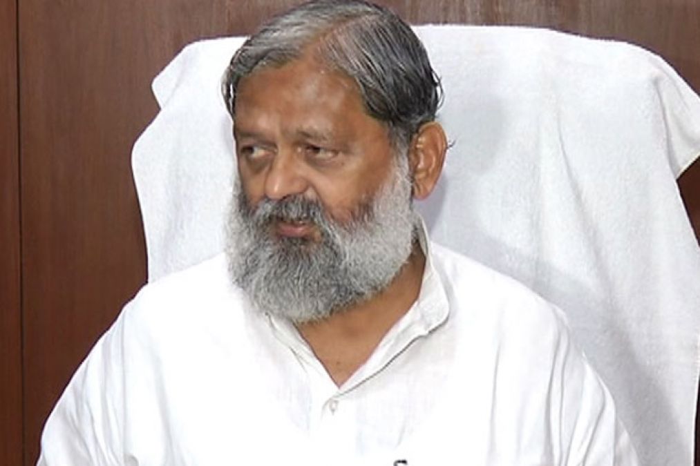 Home Minister Anil Vij advised SP to treat public representatives with respect