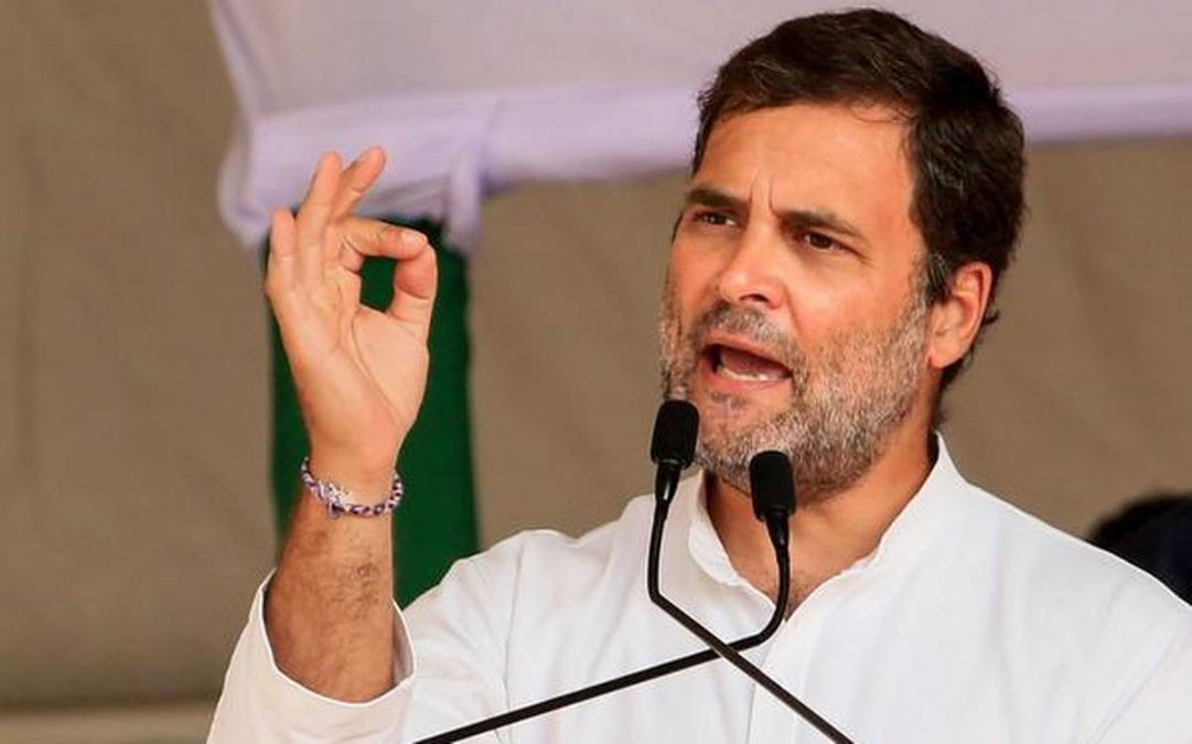 Rahul Gandhi takes charge of 'Save Constitution' movement, veteran leaders join protest against this law
