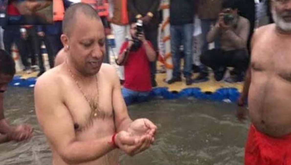 Yogi Adityanath takes holy dip at Sangam on Basant Panchami