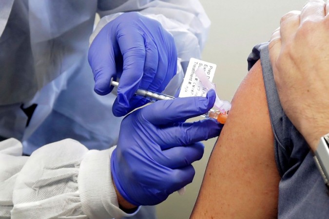 सक्रीय केस के मामले में 16वें स्थान पर पहुंचा भारत, अब तक 37 लाख लोगों को लगी वैक्सीन