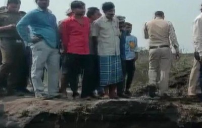 Chhattisgarh: 3 people died after being buried under ash debris during excavation