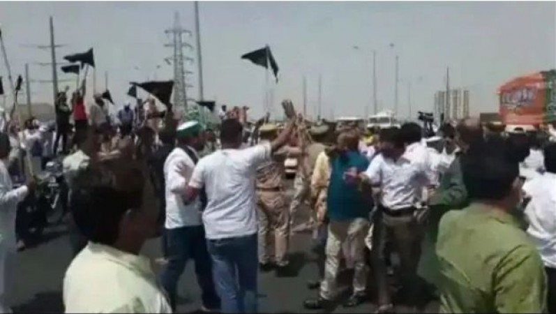 FIR registered against 200 farmers, there was a clash with BJP workers at Ghazipur border