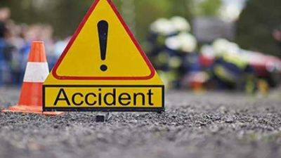 Bus accident in Karnataka 11 killed, 3 injured