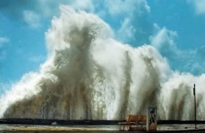 High tide alert in Mumbai, 4.7 meter high waves will rise in sea
