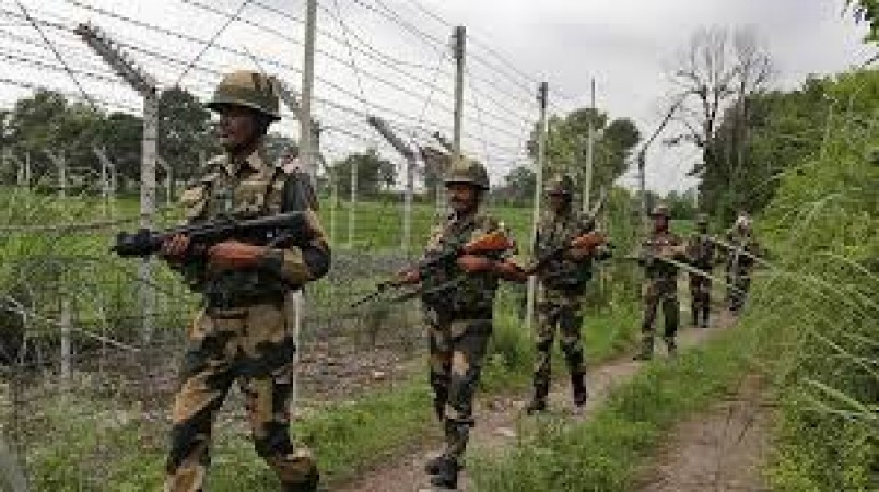 भारत का मुँह तोड़ जवाब, पाकिस्तान के चार सैनिक हुए ढेर