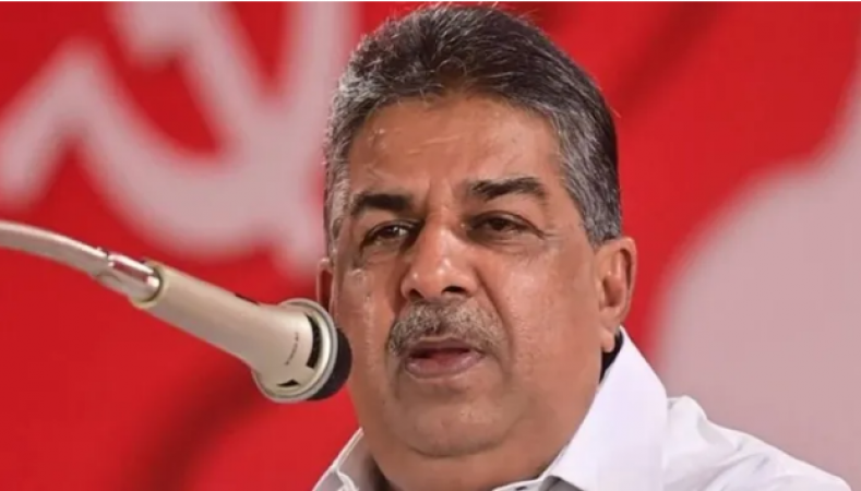 'लोगों को लूटने में मदद करता है संविधान..', कहने वाले केरल के मंत्री पर FIR