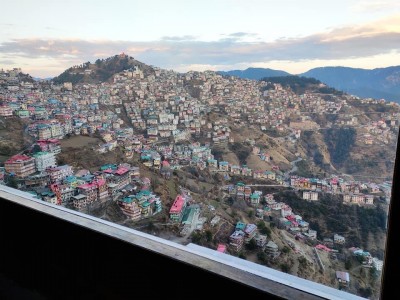 हिमाचल के लोगों में बढ़ा क्रोध, पर्यटन स्थल खोलने के फैसले पर कर रहे विरोध