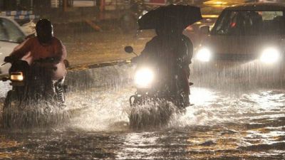 दमोह में पांच दिनों से जारी है तेज़ बारिश, मौसम विभाग ने जारी किया अलर्ट