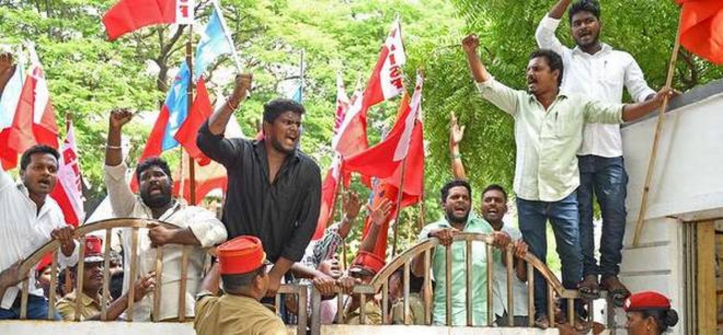 Telangana: Student unions announce strike to curb arbitrary school and college!