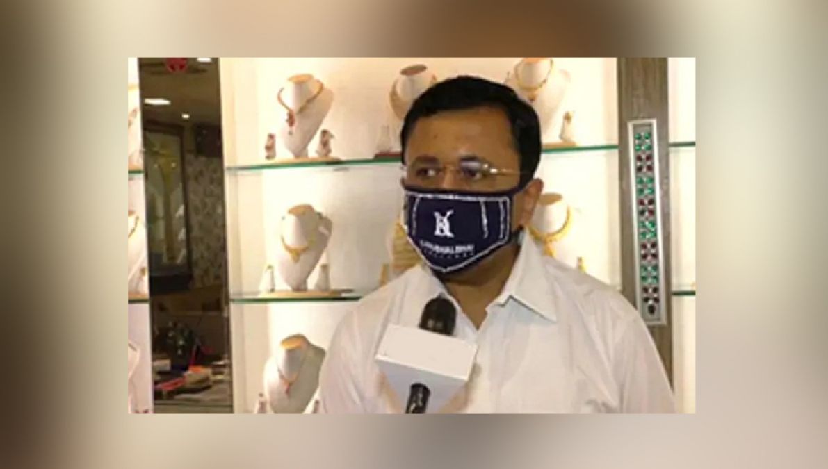 This unique face mask worth Rs. 4 lakh, Know its specialty