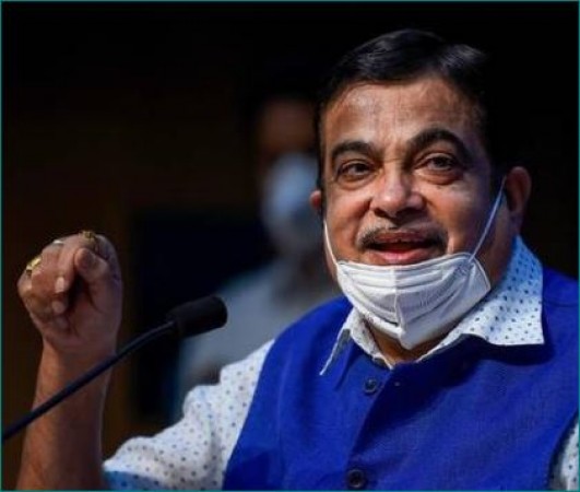 Gadkari speaks over petrol prices becoming a big issue across India