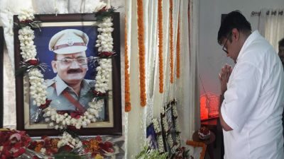छत्तीसगढ़: SP की शहादत को हो गए 10 साल, लेकिन अब भी अनोखी श्रद्धांजलि दे रही प्रदेश पुलिस