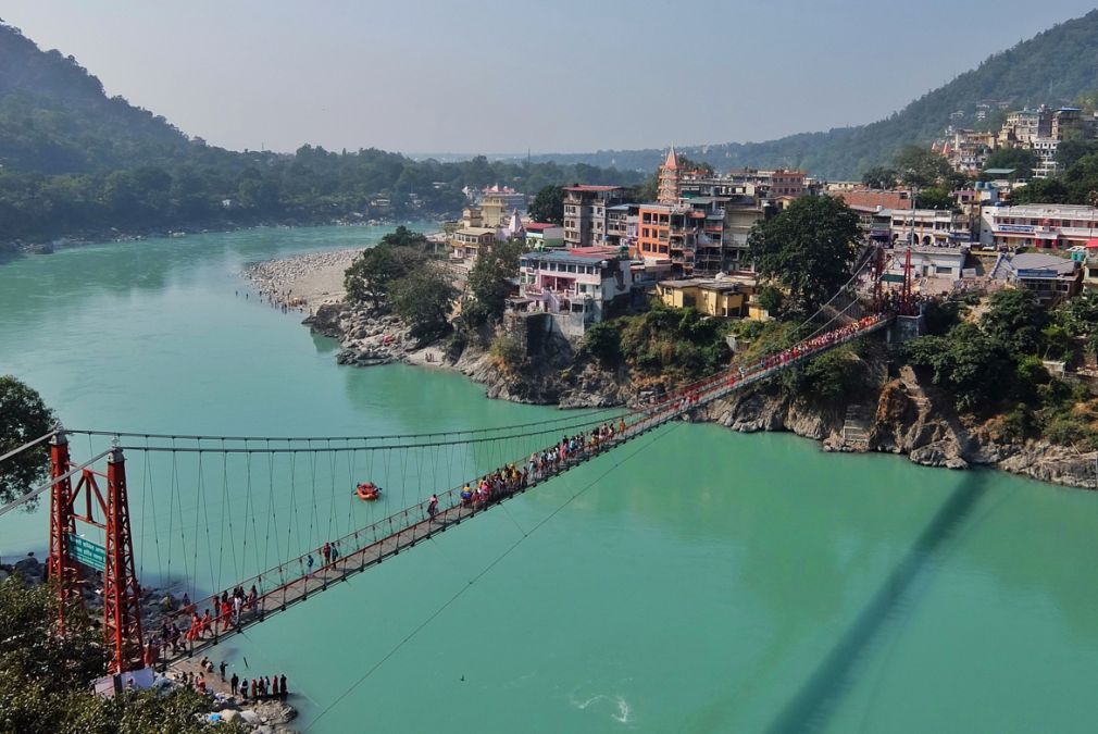 96-year-old Laxman bridge on  river Ganga is closed