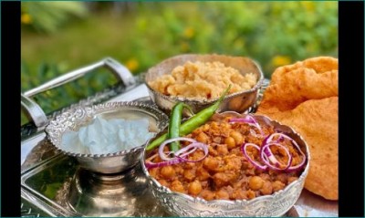 Get vaccination completed and treat yourself with 'chole bhature' for free