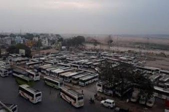 कर्नाटक में सात दिनों के लॉकडाउन से पूर्व KSRTC ने किया 800 बसों का संचालन
