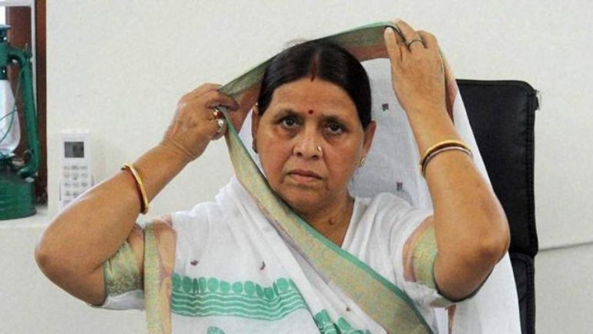 politics has intensified over the floods in Bihar, Rabri Devi targets Nitish Kumar