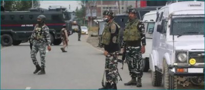 J&K: Two LeT terrorists killed, 2 CRPF Jawans also injured in Srinagar encounter