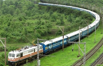 इंडियन रेलवे में होने जा रहा है ऐतिहासिक बदलाव, 42 महीनों में सामने आएगा 'नया रूप'