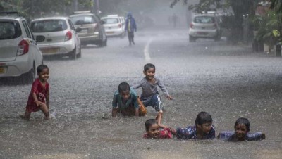 Meteorological department issued red alert for Mumbai rains