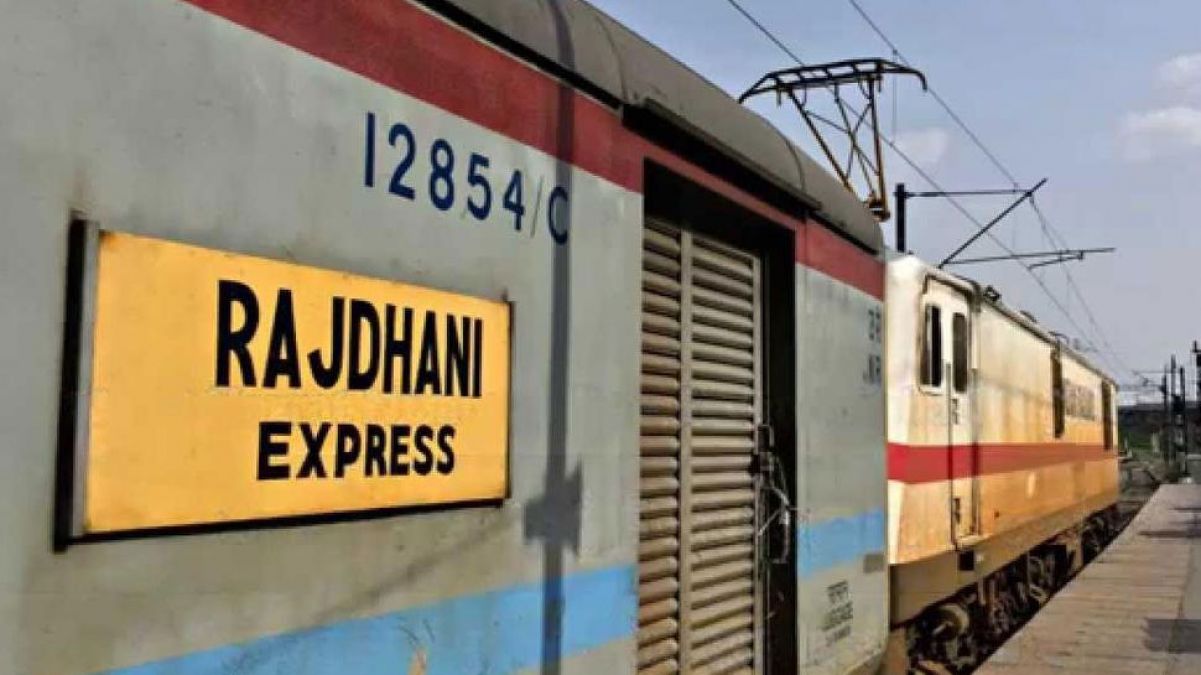 RPF jawans sacked for taking bribes from PAYTM in Rajdhani Express