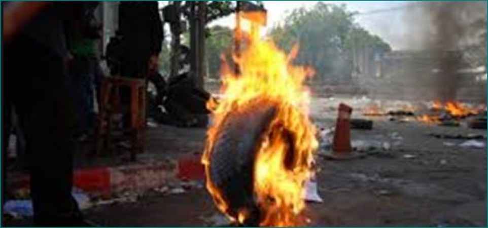 कोयंबटूर में तीन मंदिरों के सामने मिले जलते हुए टायर