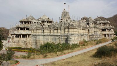 मंदिरों की जमीन पर कब्ज़ा कर रहे भू-माफिया, शिकायत के बाद भी सो रही गहलोत सरकार