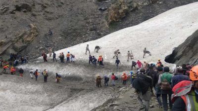 Suspected object spotted in Jammu and Kashmir, Amarnath Yatra stopped in view of security