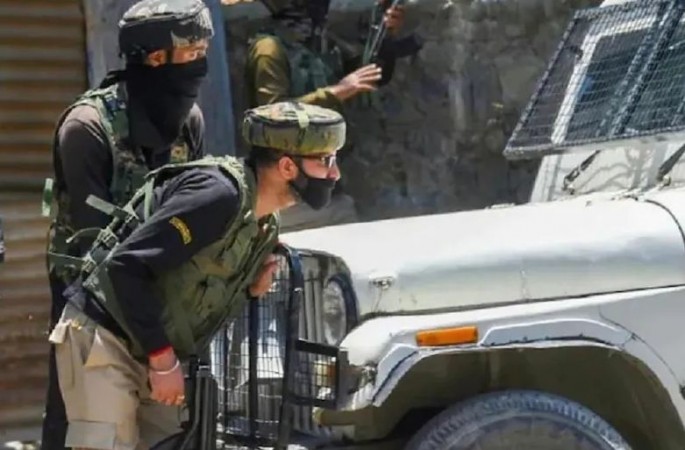 जम्मू-कश्मीर में सेना को बड़ी सफलता, बांदीपोरा मुठभेड़ में दो आतंकी हुए ढेर